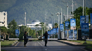 Irans Au&szlig;enminister und US-Gesandte in Pakistan: Verhandlungen &uuml;ber Kriegsende aber ungewiss